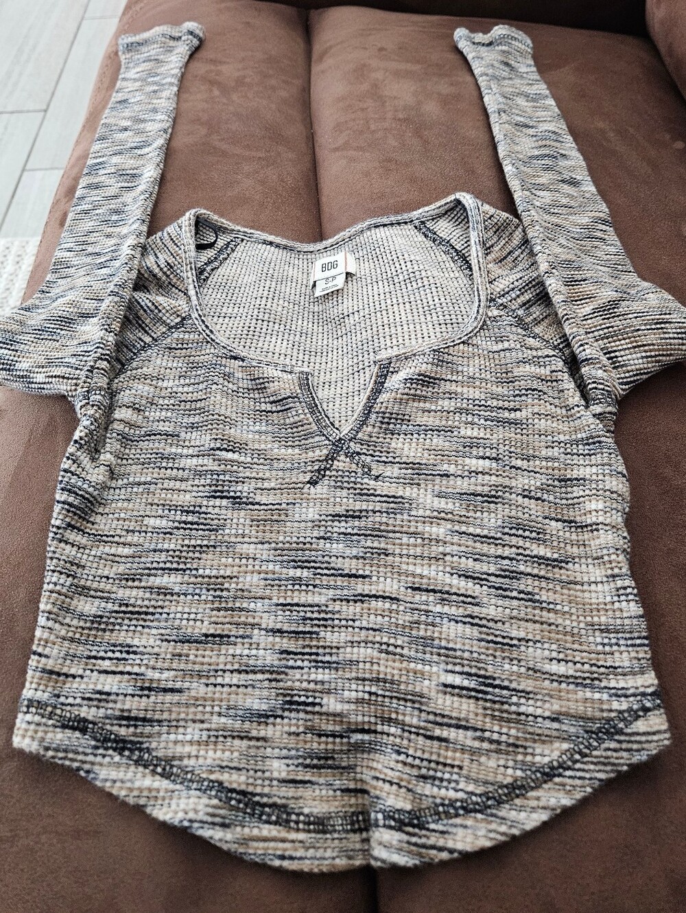 Urban Outfitters Ribbed Notched Crop Top Marled Beige Black Small Petite - Picture 16 of 16